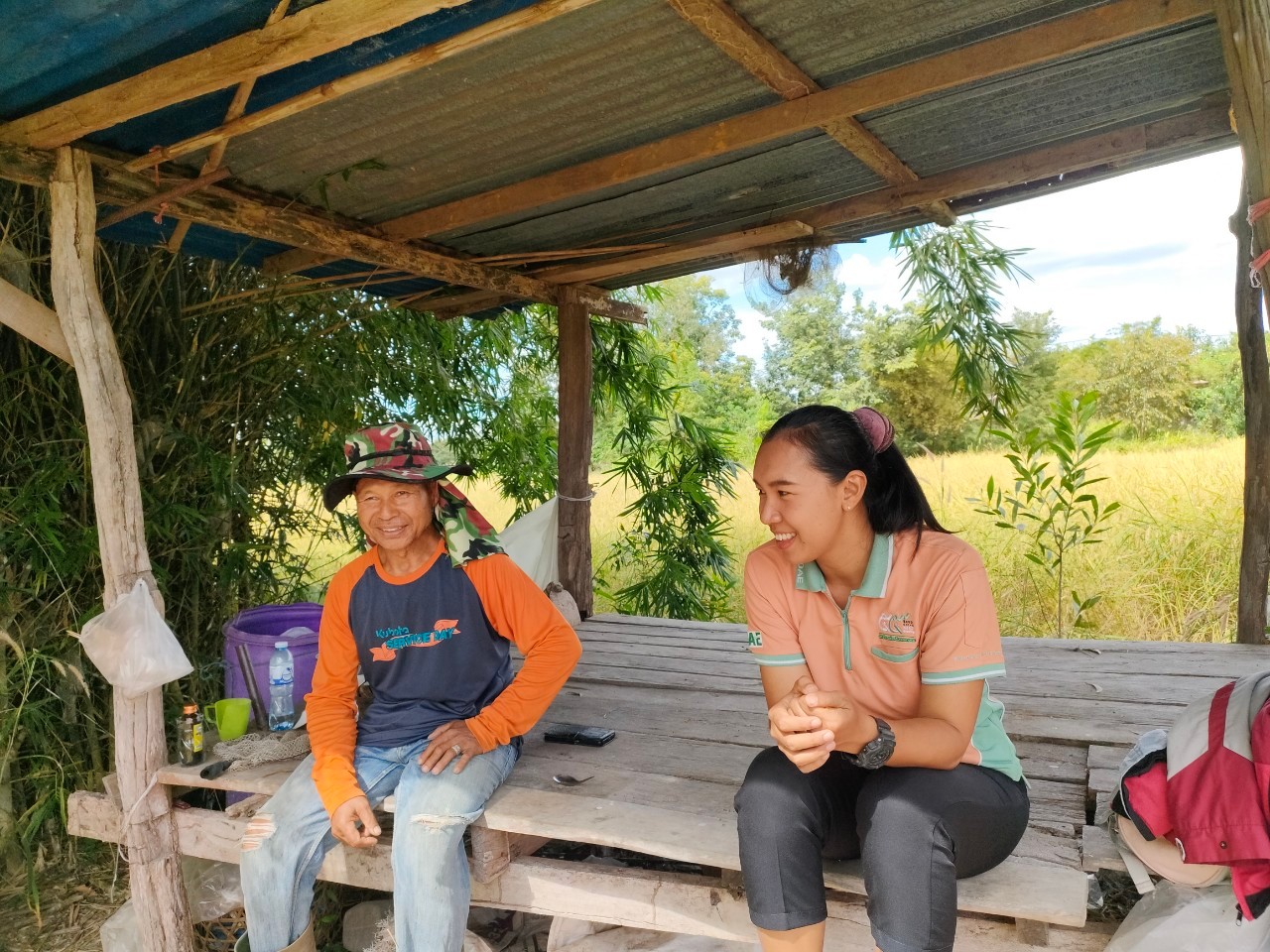 สำนักงานเกษตรอำเภอสระใครติดตามและเยี่ยมเยียนสมาชิกแปลงใหญ่ข้าวตำบลสระใครอำเภอสระใคร จังหวัดหนองคาย